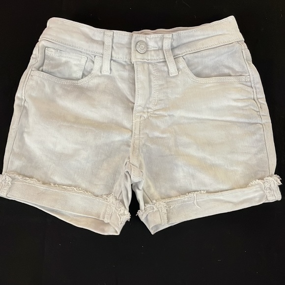 Old Navy Denim Bleached Cuffed Shorts - Size 8 - Picture 8 of 8